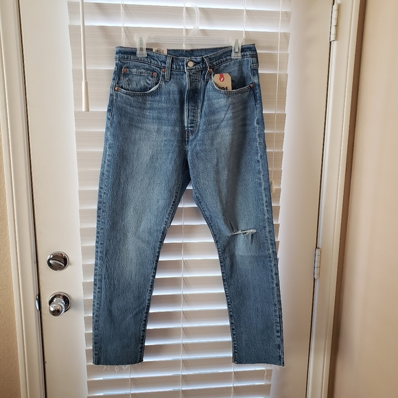 Levi's 501 skinny jeans distressed raw hem button fly size 30x28 NWT - Picture 2 of 9